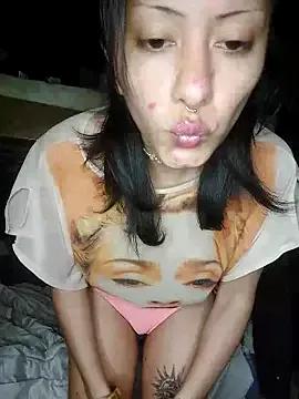 Emilyhorny222 from StripChat is Freechat