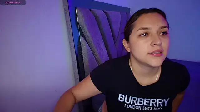 EmilySavvato from StripChat is Freechat