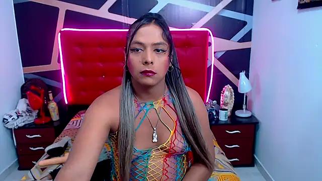 EmilyTsSweet from StripChat is Freechat