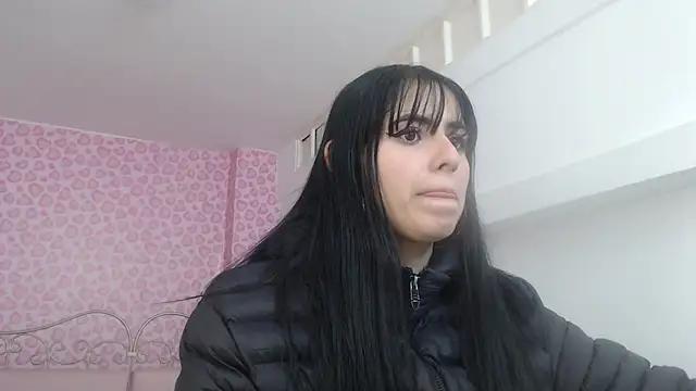 Emilyy_evans_ from StripChat is Freechat