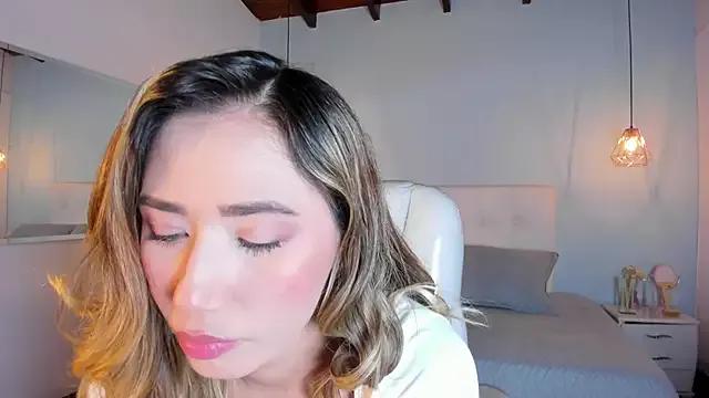 Emma23__ from StripChat