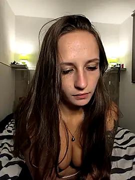 emma4xxx from StripChat