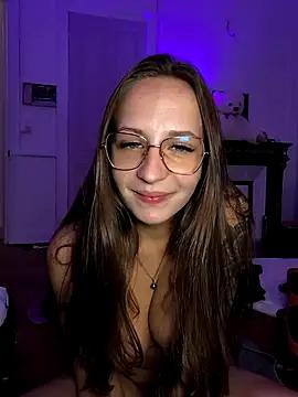 emma4xxx from StripChat