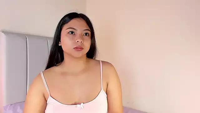 emma_980 from StripChat