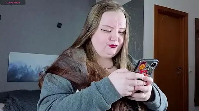 EMMA__CONNOR from StripChat
