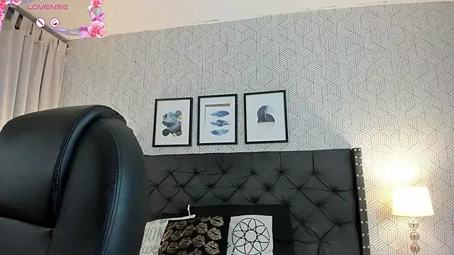 emma__smith1 from StripChat