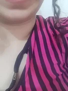 Emma_Ahmad from StripChat