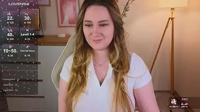 Emma_B1uem from StripChat