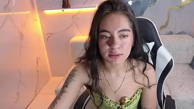 Emma_Baker_TP from StripChat