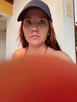 emma_cute18 from StripChat
