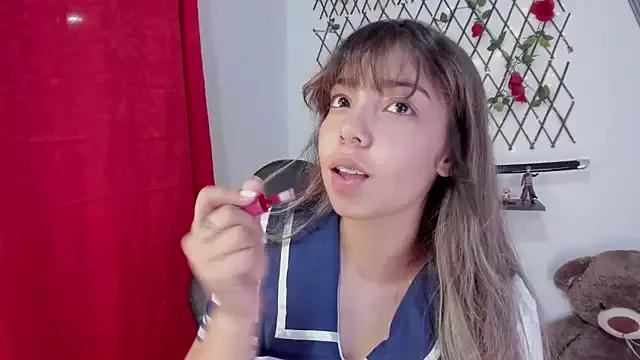 emma_grays2 from StripChat