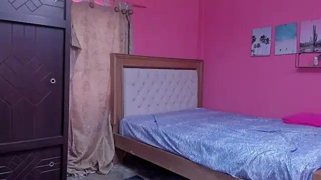 Emma_lean from StripChat