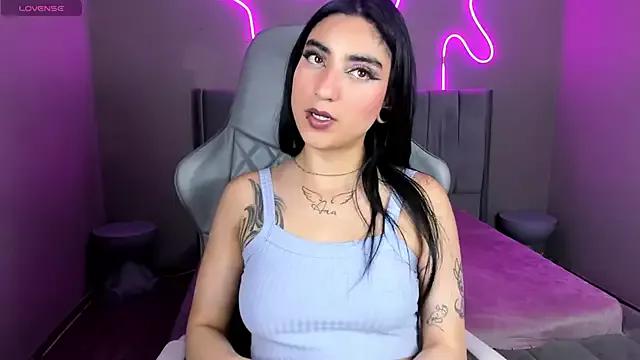 Emma_Lirys webcams show profile image 