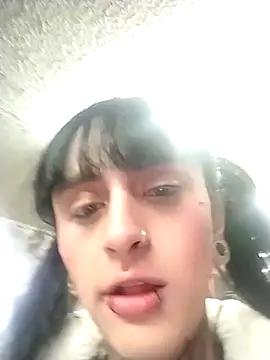 emma_onassis_17 from StripChat