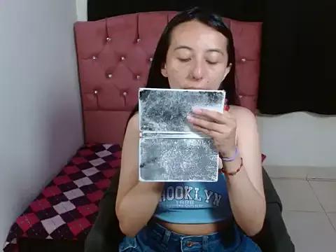 Emma_Thompson2 from StripChat