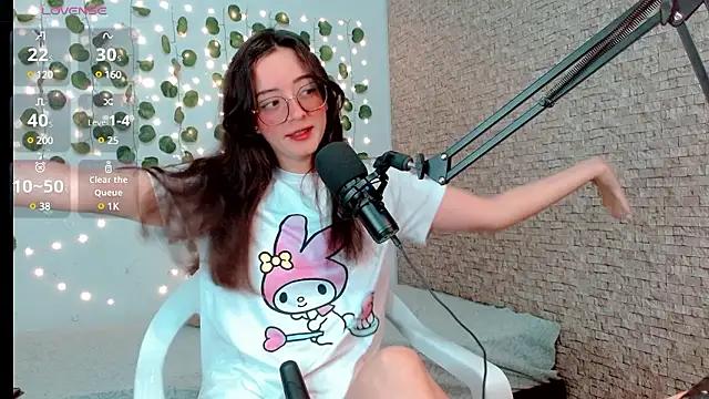emma_unu from StripChat