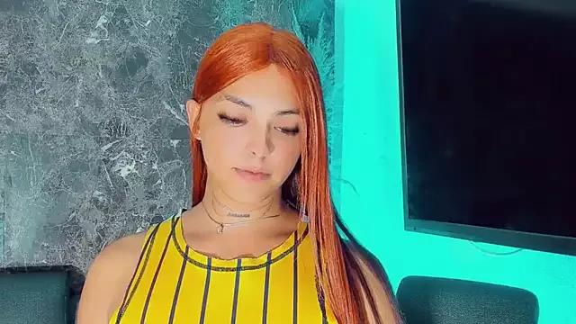 Emmaa_Saenz_ from StripChat