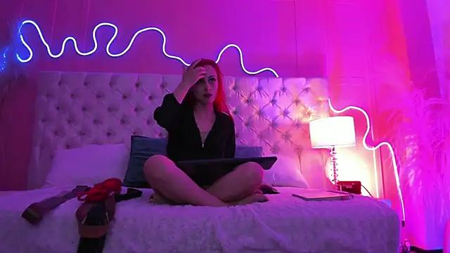 emmaa_with from StripChat