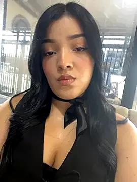 EmmaBlossom from StripChat