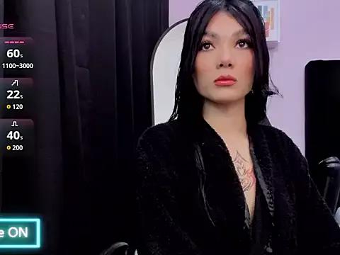 emmabridgerton from StripChat