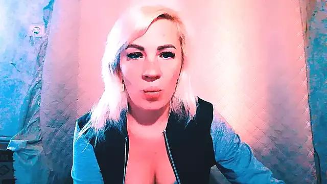 EmmaCat_ from StripChat