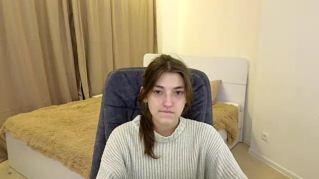 EmmaCherry7 from StripChat