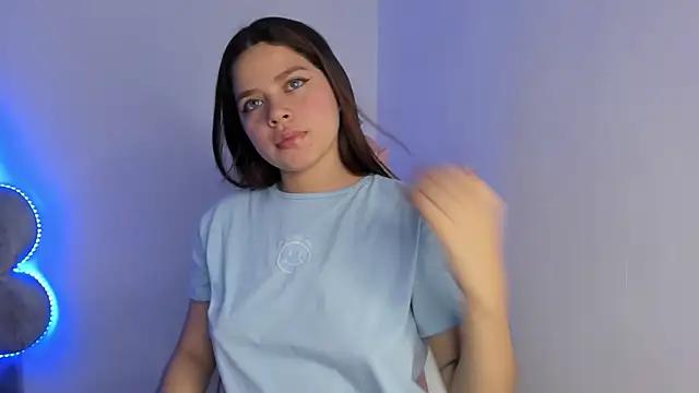 EmmaClarck from StripChat