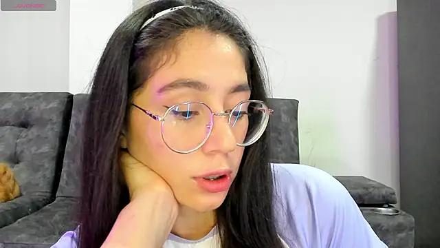 emmadiaz1 from StripChat