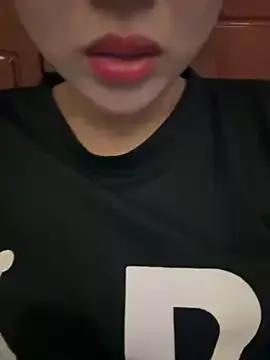 EmmaGa from StripChat