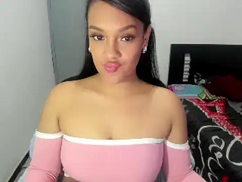 EmmaHole_ from StripChat