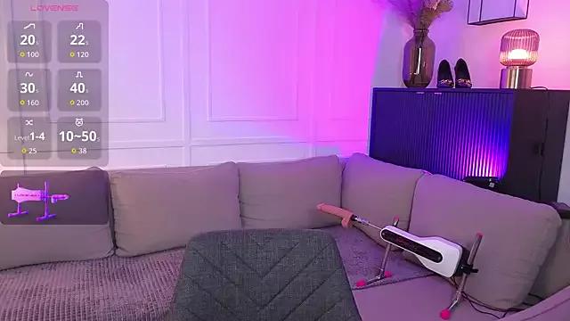 EmmaJakson from StripChat is Freechat