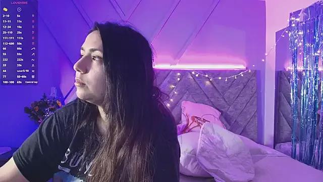 emmajohnss from StripChat