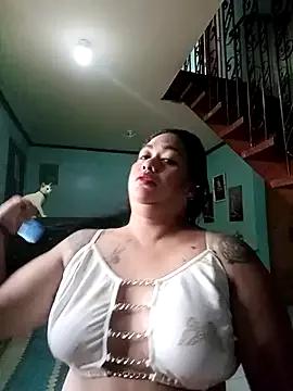 EmmaKantutera from StripChat