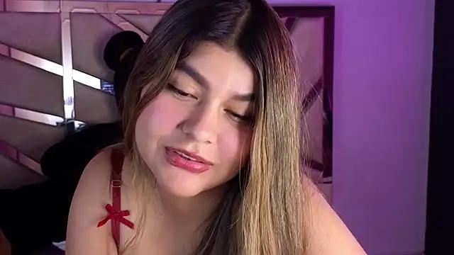 emmalee_01a from StripChat