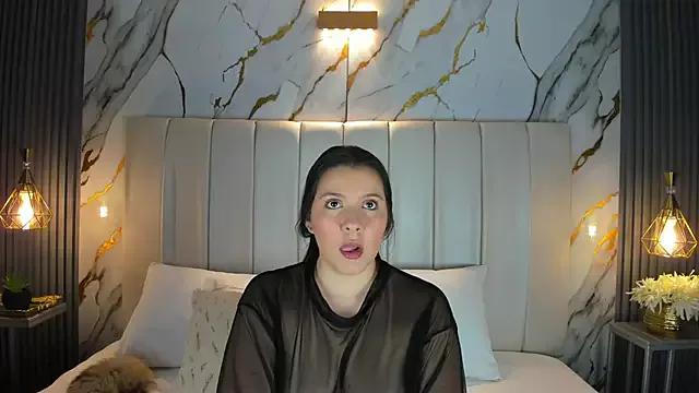 EmmaMonroe_ from StripChat is Freechat