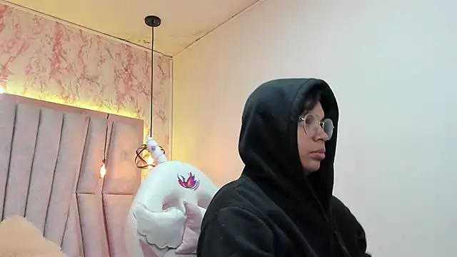 Emmapark_ from StripChat