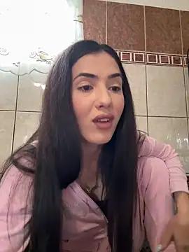 Emmapmg from StripChat
