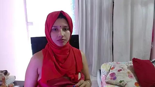 emmariders2 from StripChat is Freechat