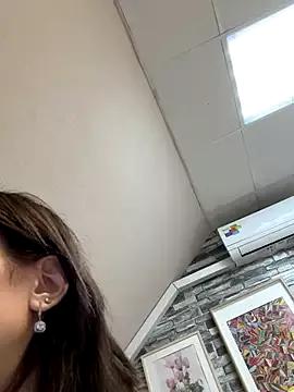 EmmaStars_ from StripChat is Freechat