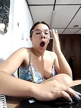 EmmaSulivan from StripChat