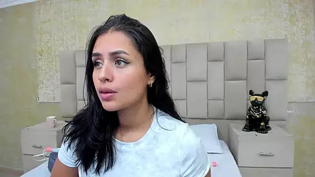 EmmaTorres_ from StripChat
