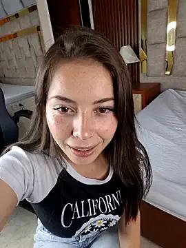 EmmaValencia_ from StripChat is Freechat