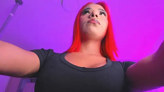 Emmily_Savage from StripChat