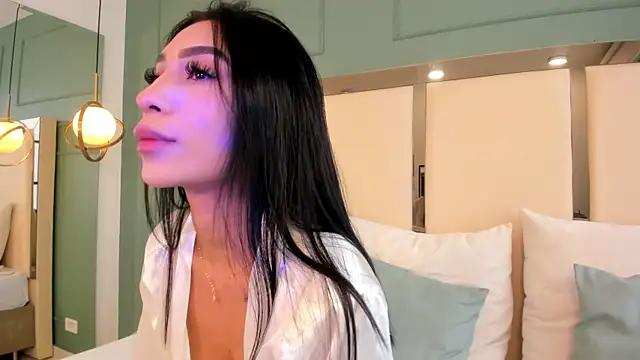 emmma_smith from StripChat