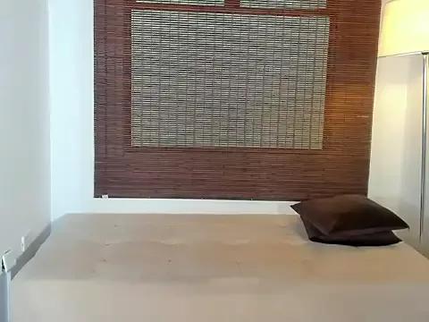 Emmy_jacksson from StripChat is Freechat