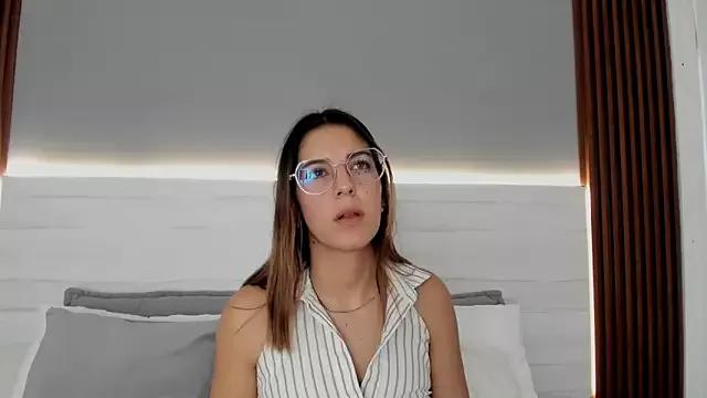 Emmy_Meadows from StripChat
