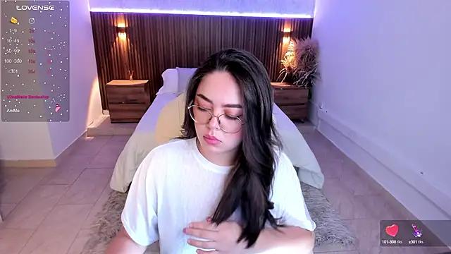 emmy_walker from StripChat