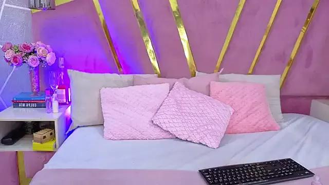EmmyCortez from StripChat