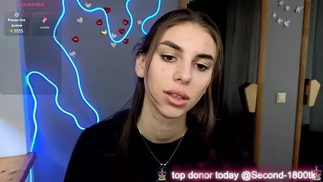 EmmyGreans from StripChat