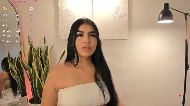 EmmyKenner from StripChat